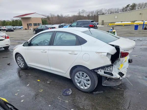 3KPC24A68LE122702 2020 HYUNDAI ACCENT - Image 2