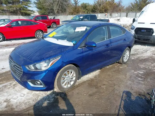 3KPC24A68LE123543 2020 HYUNDAI ACCENT - Image 2