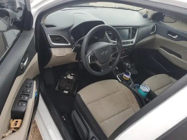 3KPC24A68LE125843 2020 HYUNDAI ACCENT - Image 8