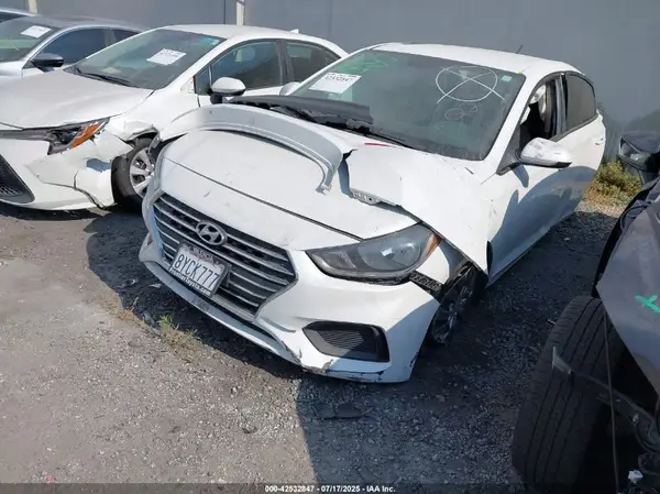 3KPC24A68ME132678 2021 HYUNDAI ACCENT - Image 2