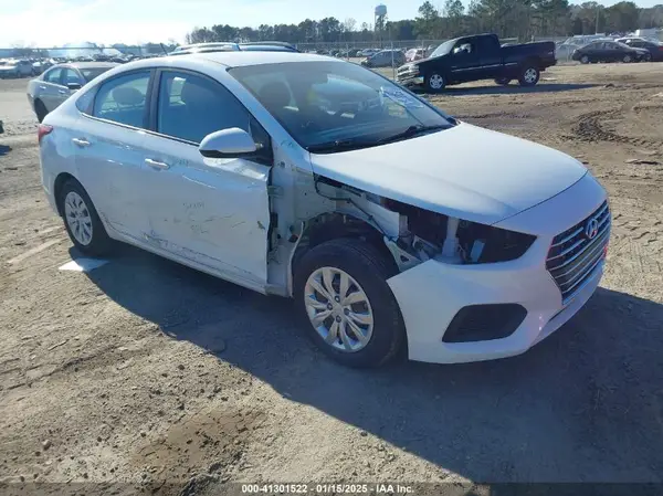 3KPC24A68NE157548 2022 HYUNDAI ACCENT - Image 1
