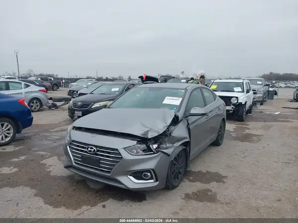 3KPC24A68NE170865 2022 HYUNDAI ACCENT - Image 2