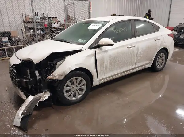 3KPC24A68NE171305 2022 HYUNDAI ACCENT - Image 2