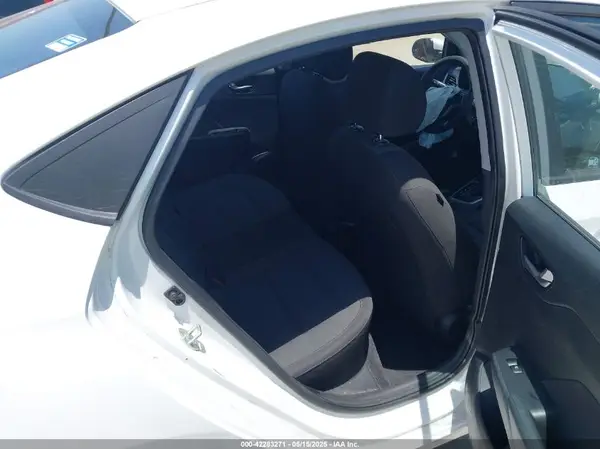 3KPC24A69LE104533 2020 HYUNDAI ACCENT - Image 8