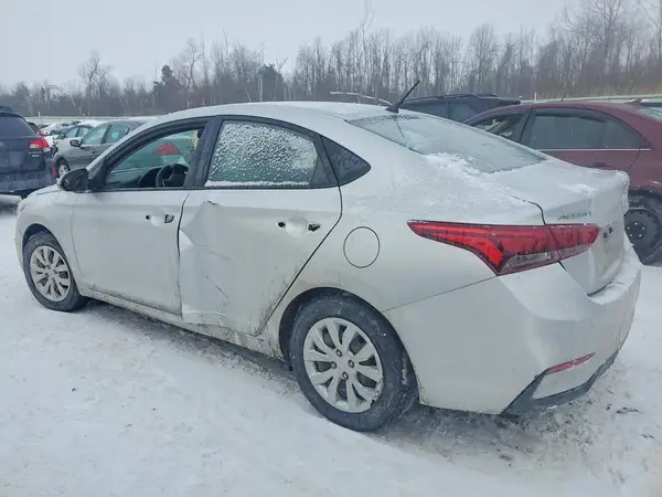 3KPC24A69LE109263 2020 HYUNDAI ACCENT - Image 2