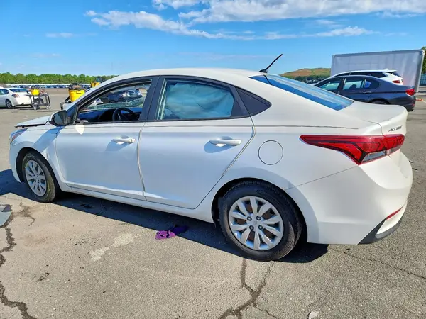 3KPC24A69LE113913 2020 HYUNDAI ACCENT - Image 2