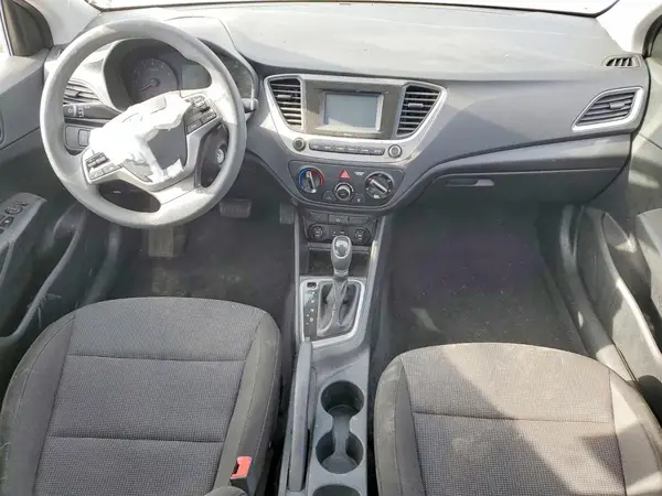 3KPC24A69LE114639 2020 HYUNDAI ACCENT - Image 8