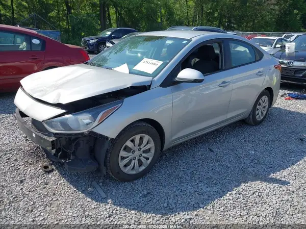 3KPC24A69LE114687 2020 HYUNDAI ACCENT - Image 2