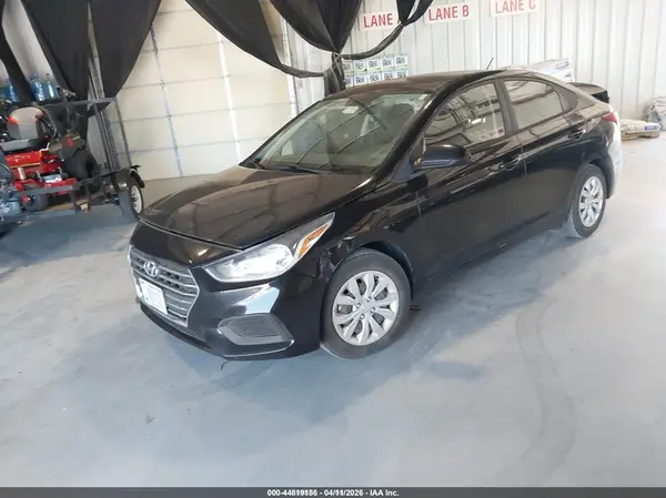 3KPC24A69LE118495 2020 HYUNDAI ACCENT - Image 2