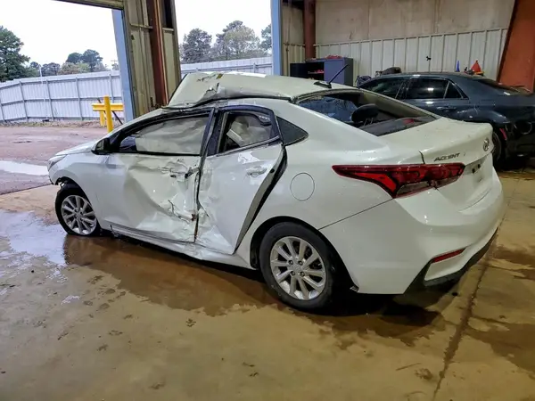 3KPC24A69LE126855 2020 HYUNDAI ACCENT - Image 2
