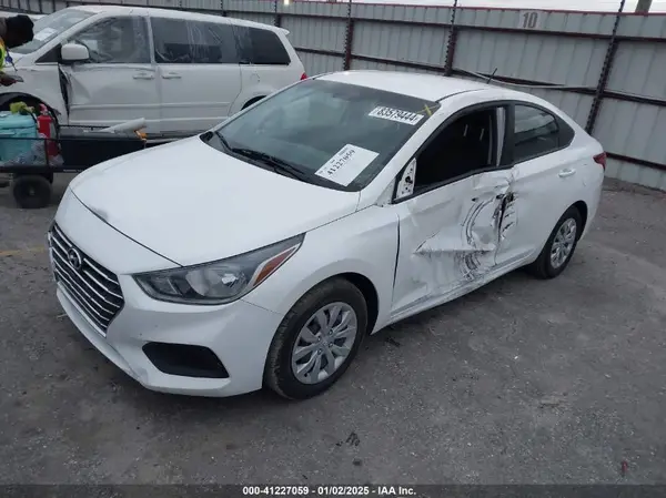 3KPC24A69ME130602 2021 HYUNDAI ACCENT - Image 2