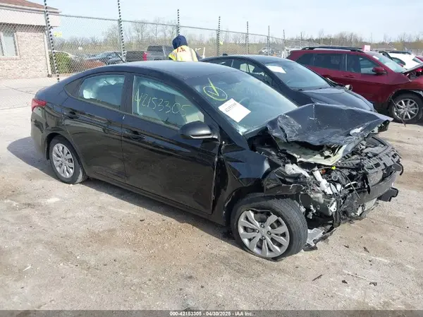 3KPC24A69ME135802 2021 HYUNDAI ACCENT - Image 1