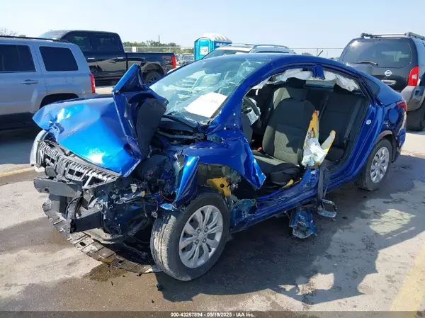 3KPC24A69ME137033 2021 HYUNDAI ACCENT - Image 2