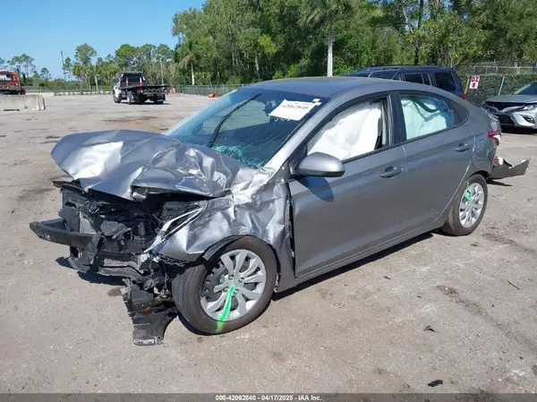 3KPC24A69ME140823 2021 HYUNDAI ACCENT - Image 2