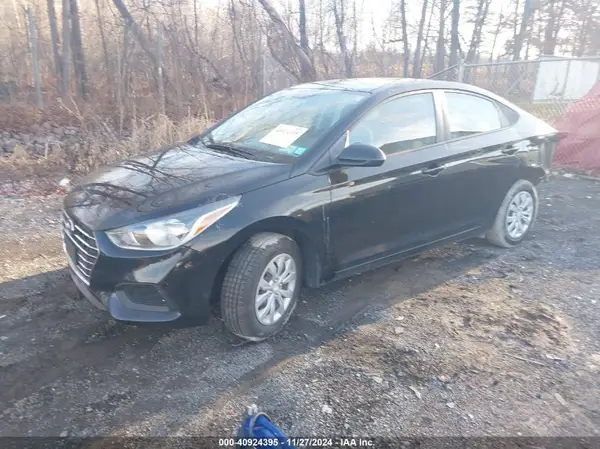 3KPC24A69NE158806 2022 HYUNDAI ACCENT - Image 2