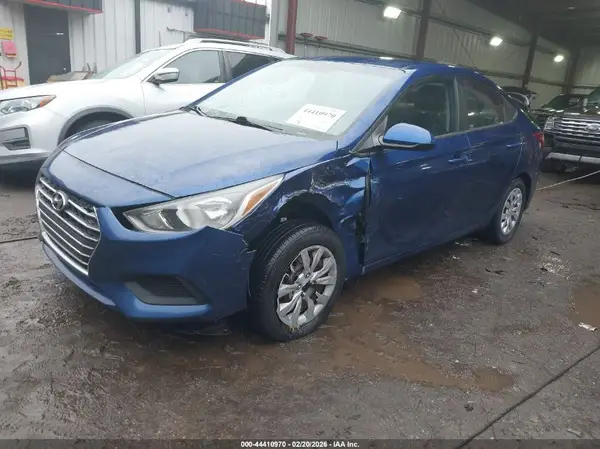 3KPC24A69NE160958 2022 HYUNDAI ACCENT - Image 2