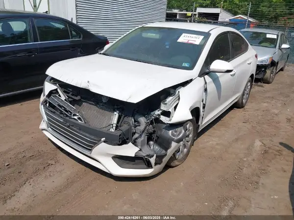 3KPC24A69NE169191 2022 HYUNDAI ACCENT - Image 2