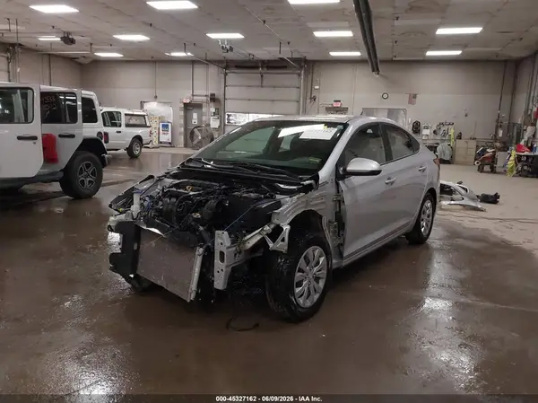 3KPC24A69NE171569 2022 HYUNDAI ACCENT - Image 2