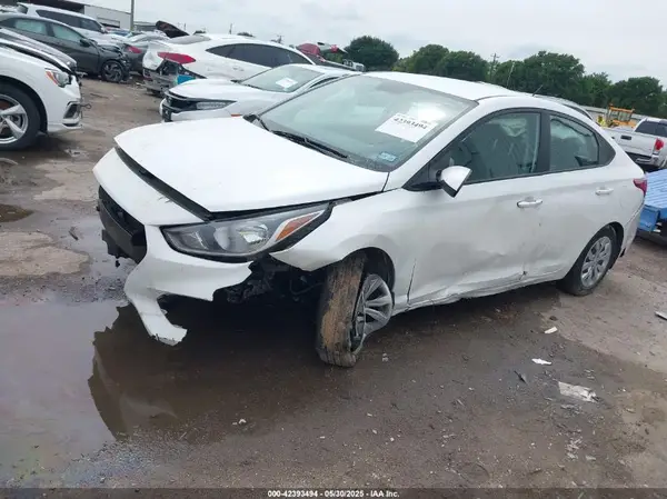 3KPC24A69NE172396 2022 HYUNDAI ACCENT - Image 2