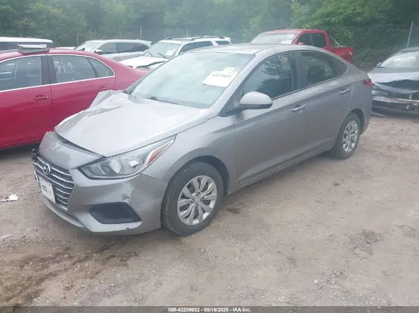 3KPC24A69NE183575 2022 HYUNDAI ACCENT - Image 2