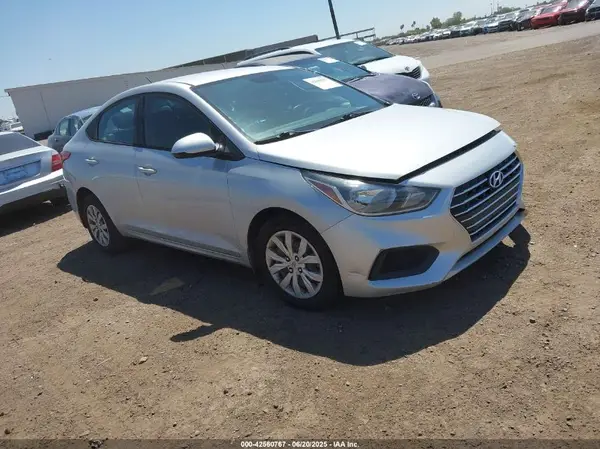 3KPC24A6XLE090982 2020 HYUNDAI ACCENT - Image 1