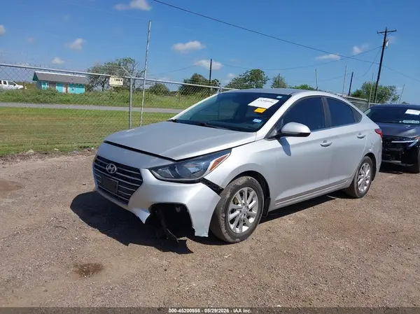 3KPC24A6XLE092585 2020 HYUNDAI ACCENT - Image 2