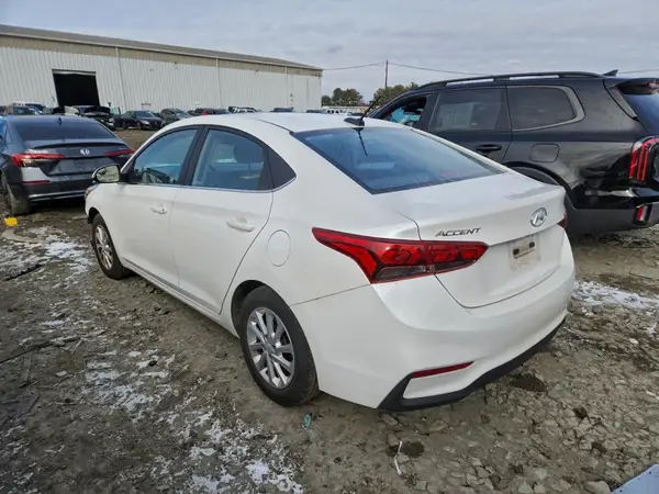 3KPC24A6XLE093140 2020 HYUNDAI ACCENT - Image 2