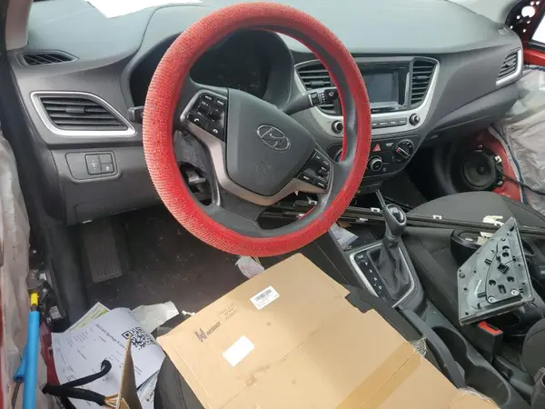 3KPC24A6XLE094031 2020 HYUNDAI ACCENT - Image 8
