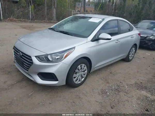 3KPC24A6XLE097236 2020 HYUNDAI ACCENT - Image 2