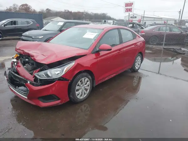 3KPC24A6XLE098516 2020 HYUNDAI ACCENT - Image 2
