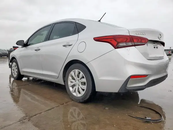 3KPC24A6XLE100913 2020 HYUNDAI ACCENT - Image 2