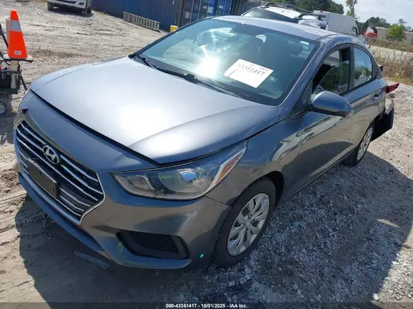 3KPC24A6XLE106159 2020 HYUNDAI ACCENT - Image 2