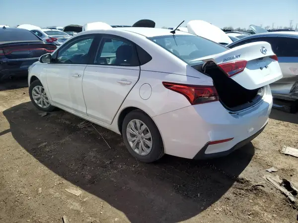 3KPC24A6XLE113046 2020 HYUNDAI ACCENT - Image 2