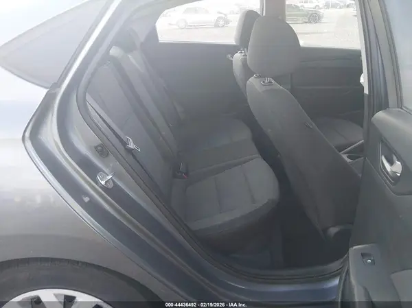 3KPC24A6XLE113323 2020 HYUNDAI ACCENT - Image 8