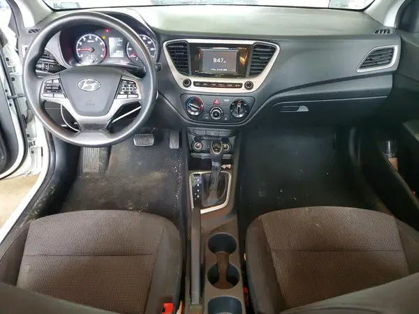 3KPC24A6XLE113581 2020 HYUNDAI ACCENT - Image 8
