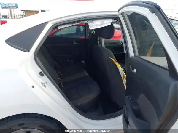 3KPC24A6XLE118313 2020 HYUNDAI ACCENT - Image 8