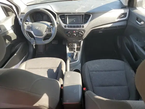 3KPC24A6XLE120238 2020 HYUNDAI ACCENT - Image 8