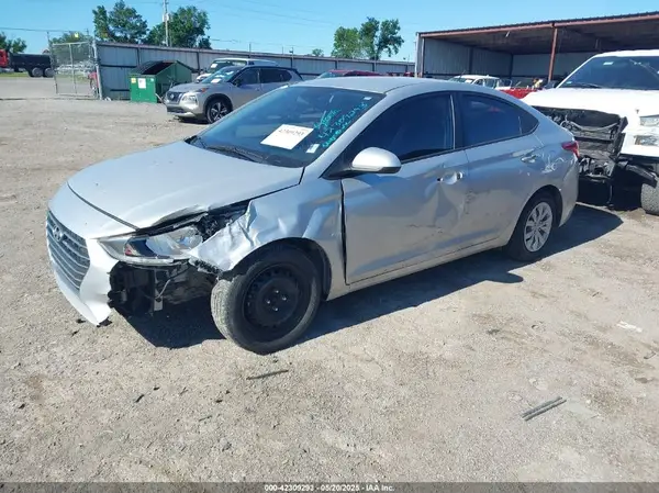 3KPC24A6XME129507 2021 HYUNDAI ACCENT - Image 2