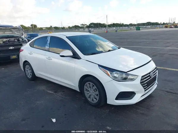 3KPC24A6XME136974 2021 HYUNDAI ACCENT - Image 1