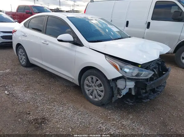 3KPC24A6XME152964 2021 HYUNDAI ACCENT - Image 1