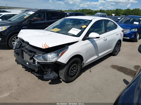 3KPC24A6XME153113 2021 HYUNDAI ACCENT - Image 2