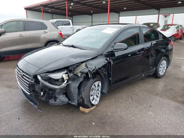 3KPC24A6XNE159124 2022 HYUNDAI ACCENT - Image 2