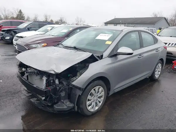 3KPC24A6XNE159415 2022 HYUNDAI ACCENT - Image 2