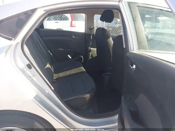 3KPC24A6XNE162119 2022 HYUNDAI ACCENT - Image 8