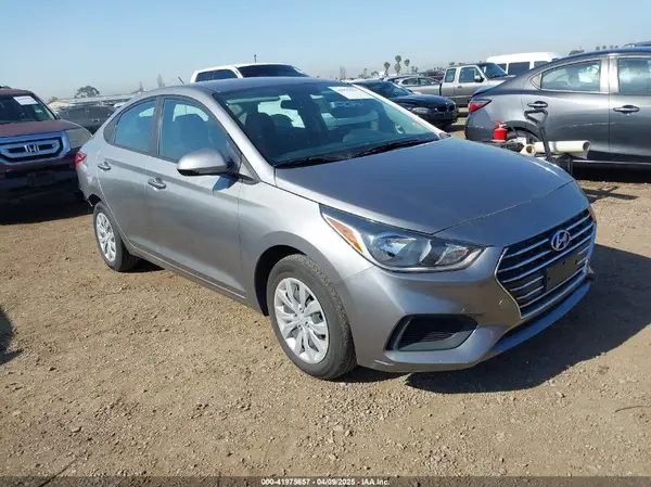3KPC24A6XNE164078 2022 HYUNDAI ACCENT - Image 1