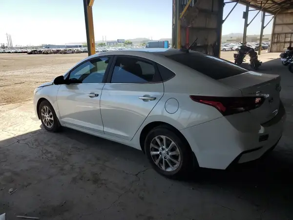 3KPC24A6XNE167675 2022 HYUNDAI ACCENT - Image 2