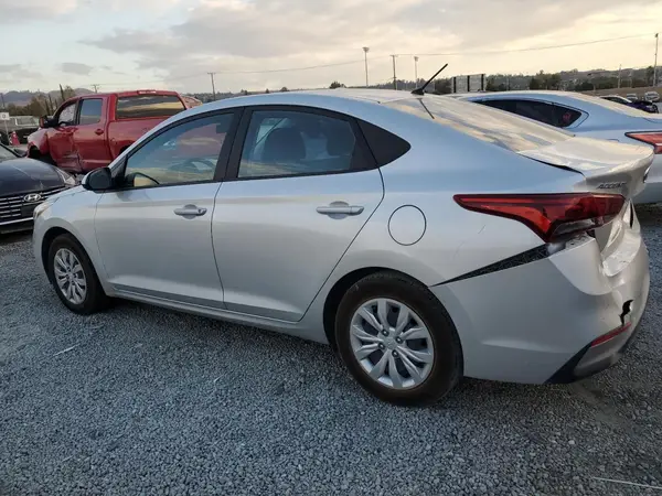 3KPC24A6XNE167935 2022 HYUNDAI ACCENT - Image 2