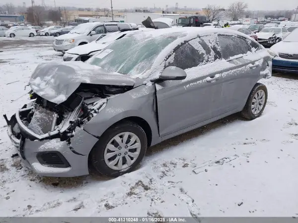 3KPC24A6XNE169846 2022 HYUNDAI ACCENT - Image 2