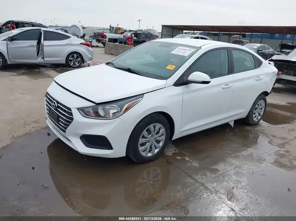 3KPC24A6XNE178577 2022 HYUNDAI ACCENT - Image 2