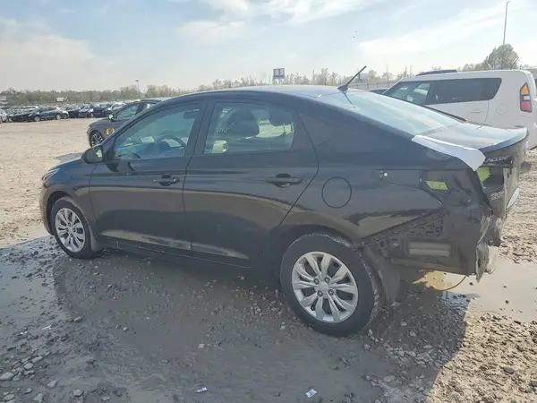 3KPC24A6XNE181320 2022 HYUNDAI ACCENT - Image 2